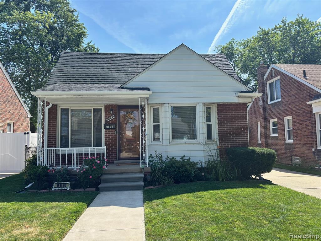 9990 Appleton, Redford, MI 48239 — front exterior