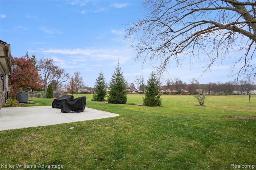 43924 ORLEANS, Canton, MI 48187 — Photo 44