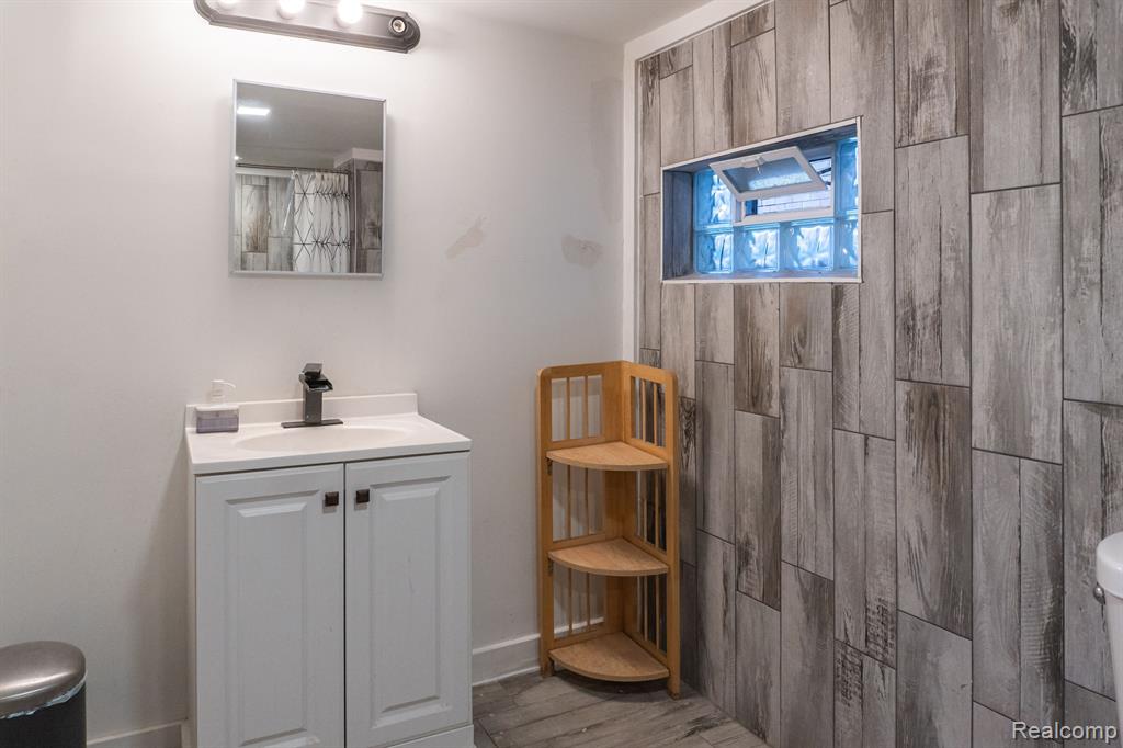 73 TENNYSON Street, Highland Park, MI 48203 — Photo 31