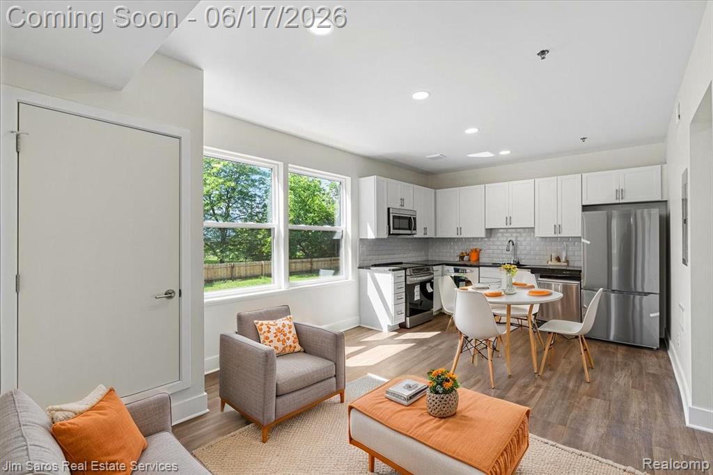 4735 Rohns #4A Street, Detroit, MI 48214 — Photo 4