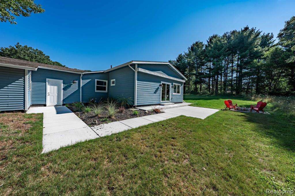 5461 W COON LAKE Road, Howell, MI 48843 — Photo 45