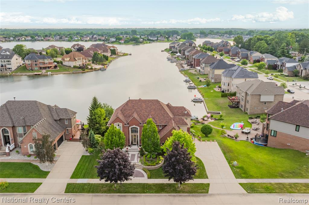 51577 Merry Lane, Utica, MI 48316 — Photo 2