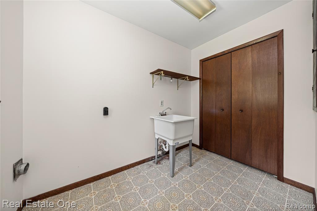 17240 Garvey, Chelsea, MI 48118 — Photo 8