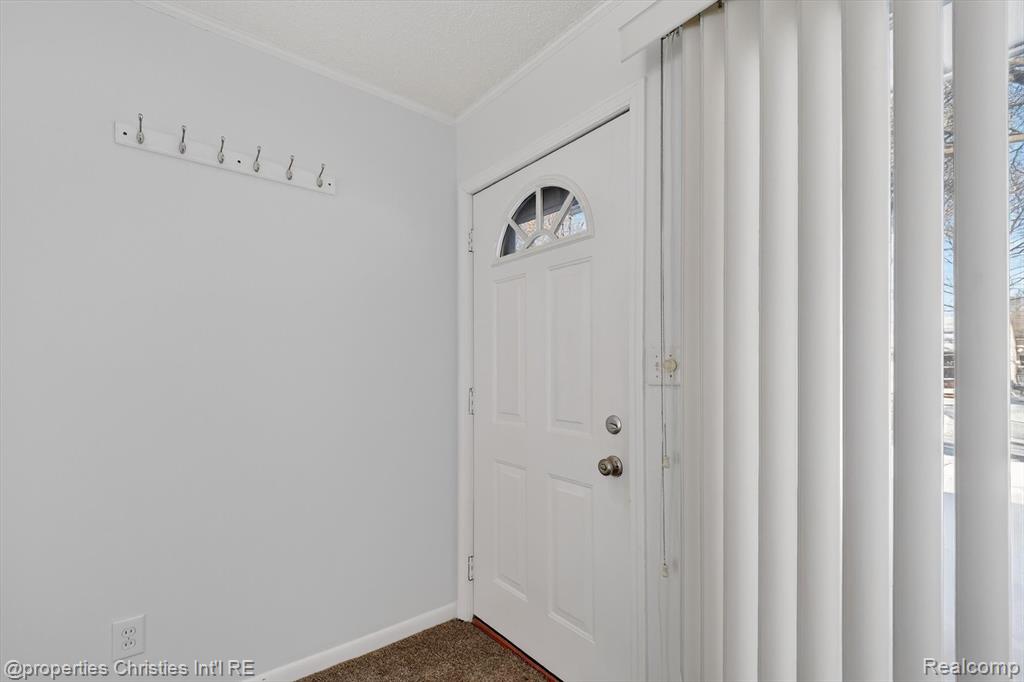 10111 Troy Street, Oak Park, MI, 48237