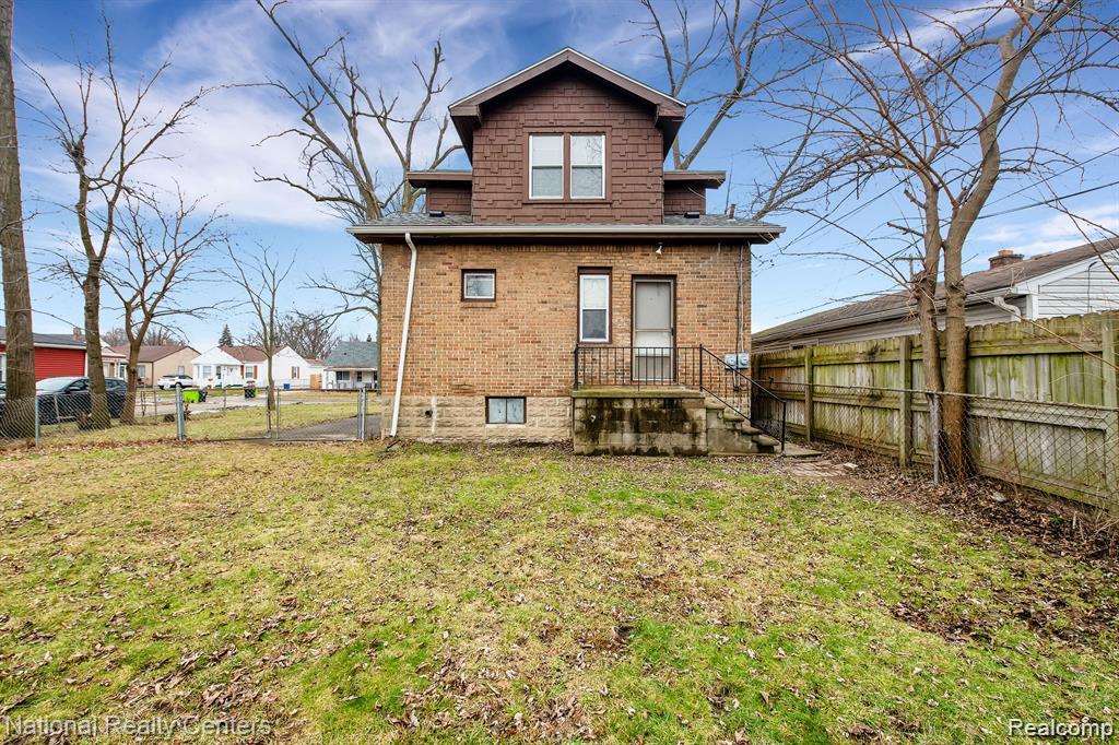 39 E Brockton Avenue, Madison Heights, MI 48071 — Photo 7
