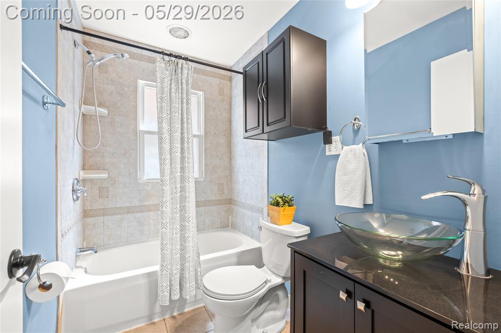 1019 Hoffman Avenue, Royal Oak, MI 48067 — Photo 19
