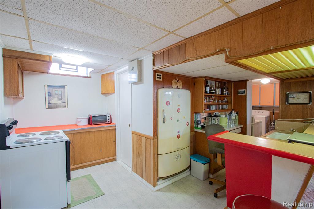 25125 CAMPBELL Avenue, Warren, MI 48089 — Photo 23