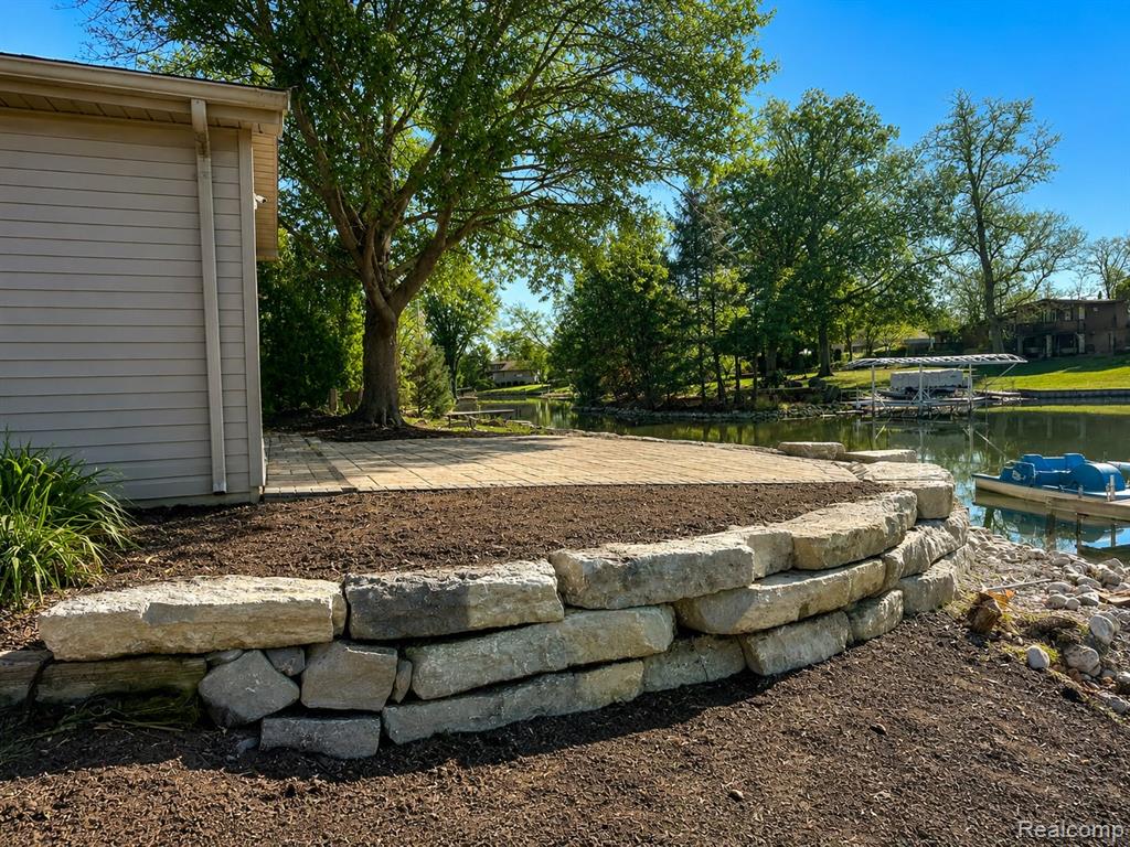 10401 Degrand Street, White Lake, MI — Photo 3
