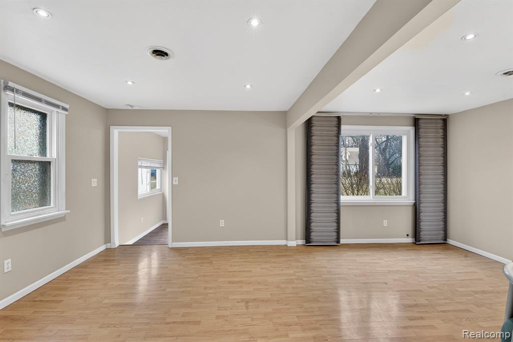 146 Virginia Street, Carleton, MI 48117 — Photo 8