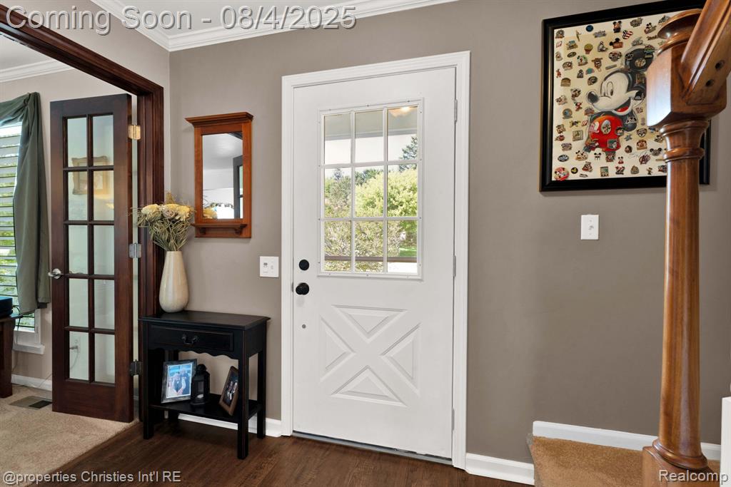 642 Whitney Drive, Rochester Hills, MI 48307 — Photo 4