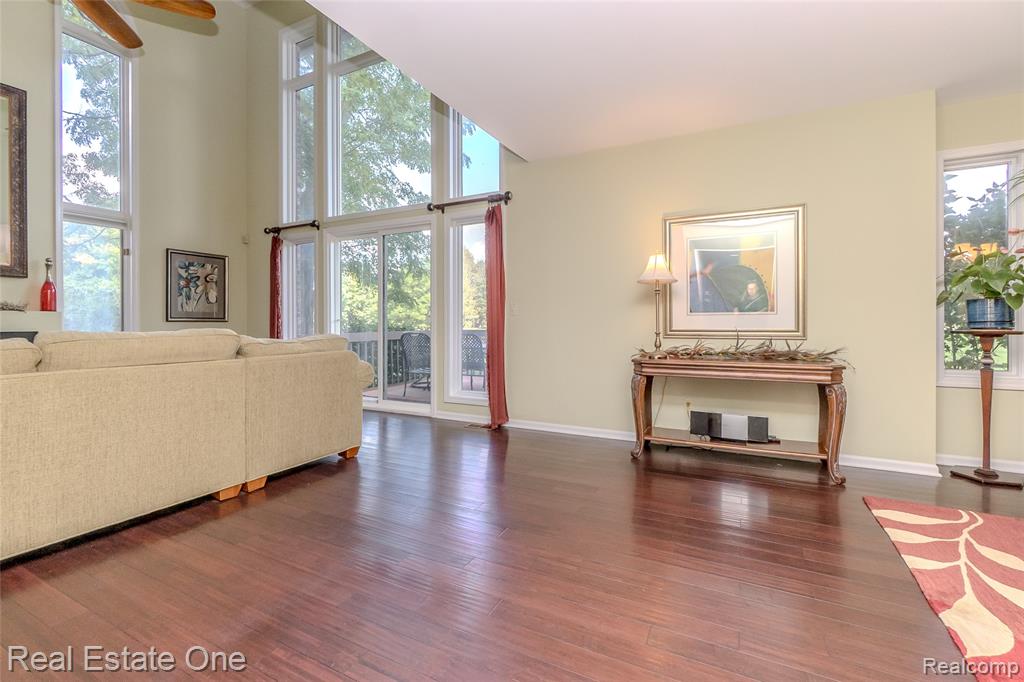 4575 Fairway Court, Waterford, MI 48328 — Photo 34