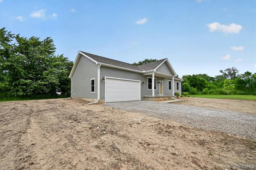 926 Ford Road, Carleton, MI 48117 — Photo 3