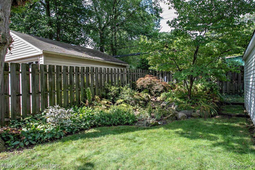 501 N Wilson Avenue, Royal Oak, MI 48067 — Photo 64