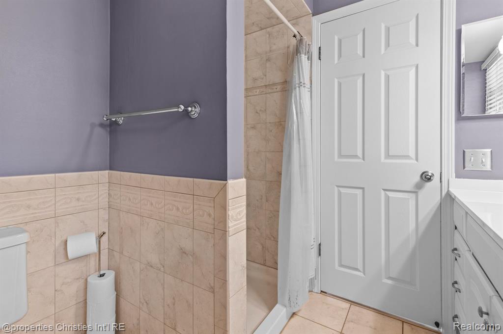 7606 Chichester Road, Canton, MI 48187 — Photo 18