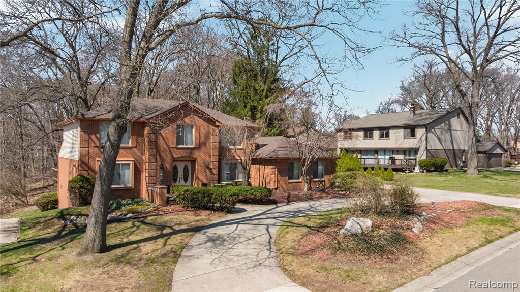 28867 Appleblossom Lane, Farmington, MI 48331 — front exterior