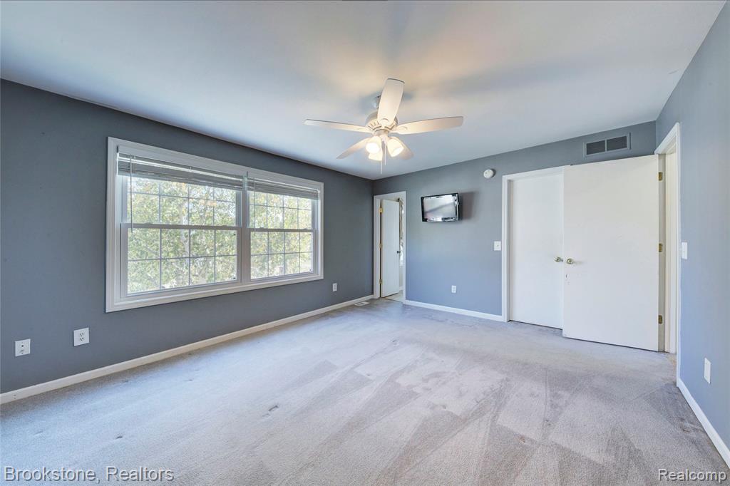 7849 Twins Drive, Waterford, MI 48329 — Photo 24