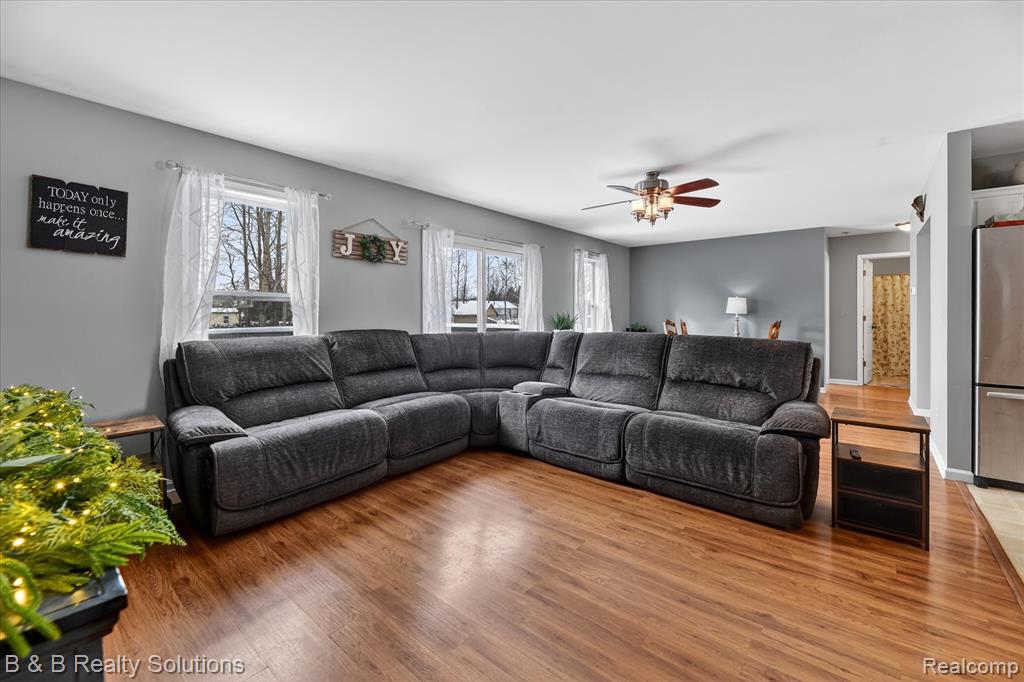 5769 Cobblestone Drive, North Branch, MI 48461 — Photo 9