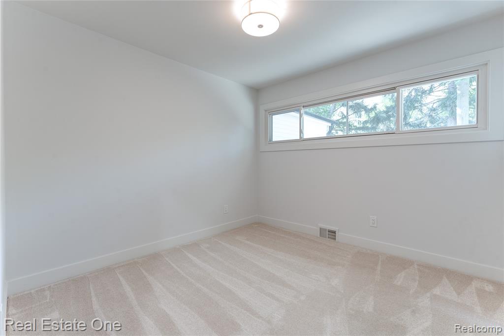 786 S Cranbrook Road, Bloomfield Hills, MI 48301 — Photo 13