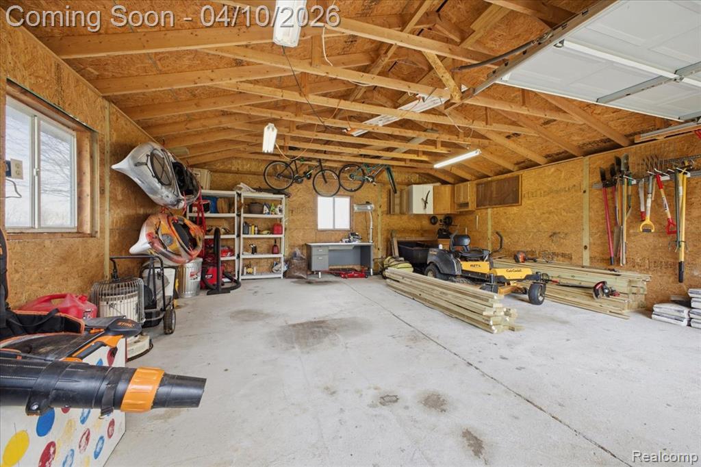 9272 Green Road, Goodrich Vlg, MI — Photo 40