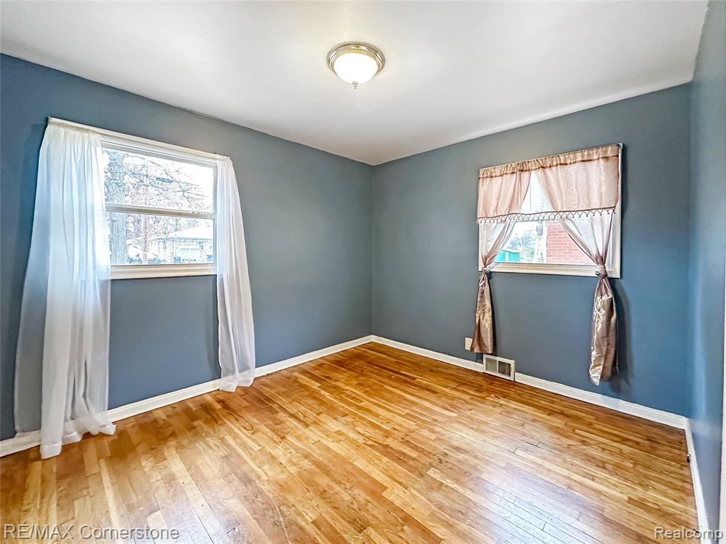 2122 Ackley Avenue, Westland, MI 48186 — Photo 7
