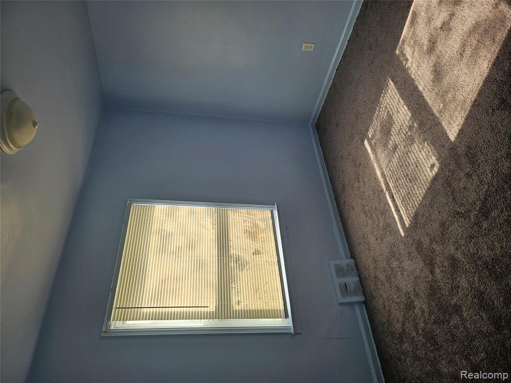 15340 Braile, Detroit, MI 48223 — Photo 4