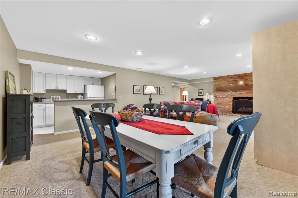 12648 Portsmouth Court, Plymouth, MI 48170 — Photo 42