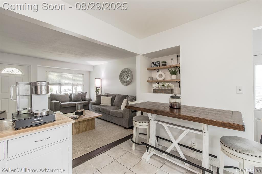 934 Prince Street, Milford, MI 48381 — Photo 10