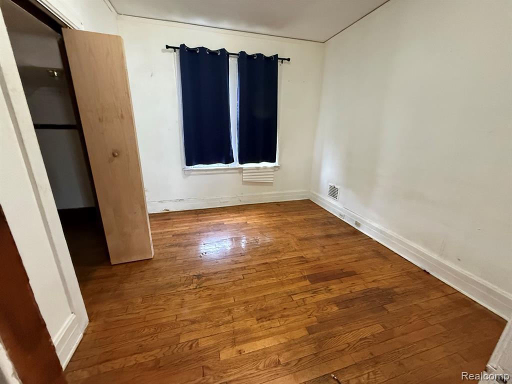 5072 Garland Street, Detroit, MI 48213 — Photo 9