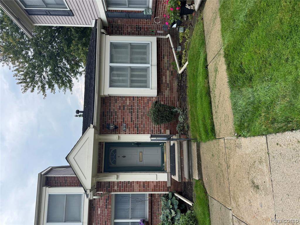 10110 Great Oaks Circle S, 178, Clinton Twp, MI 48036