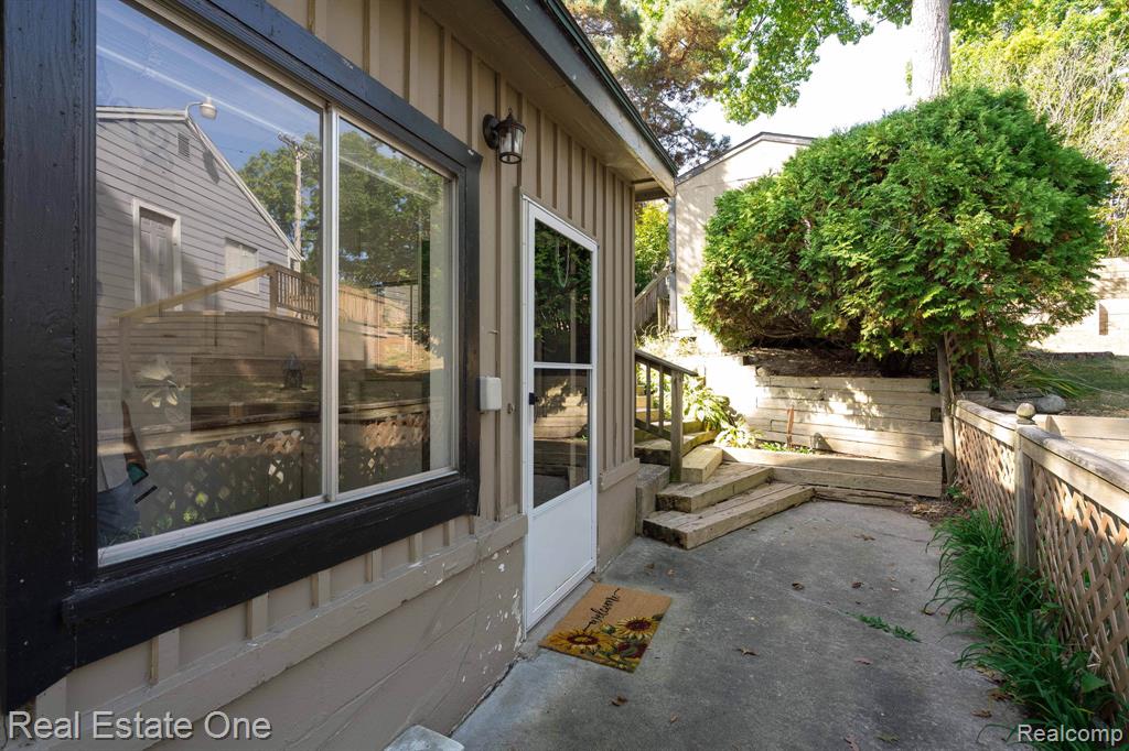 485 Bellevue Avenue, Lake Orion, MI 48362 — Photo 12