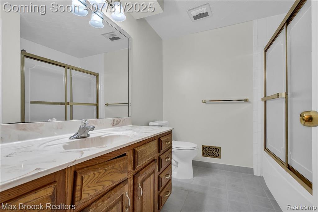 536 Fox River Drive, Bloomfield Hills, MI 48304 — Photo 24