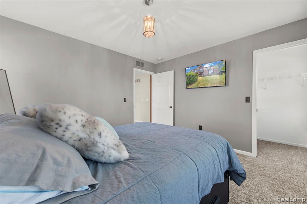 981 Coventry Court, Oxford, MI 48371 — Photo 37
