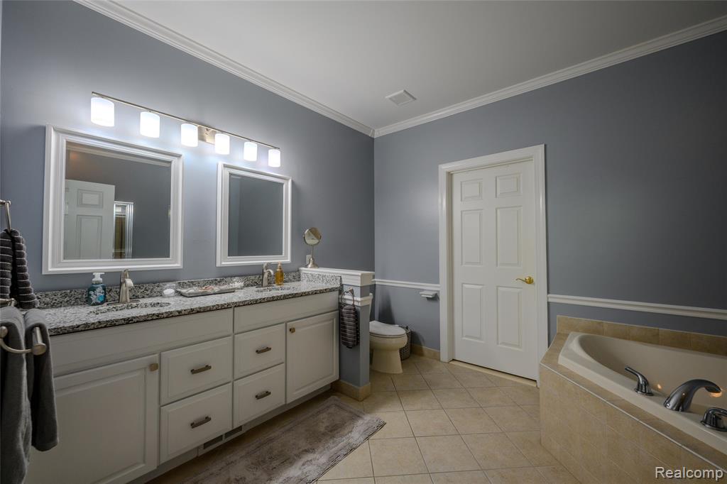 44896 Broadmoor Circle S, 109, Northville, MI 48168 — Photo 11