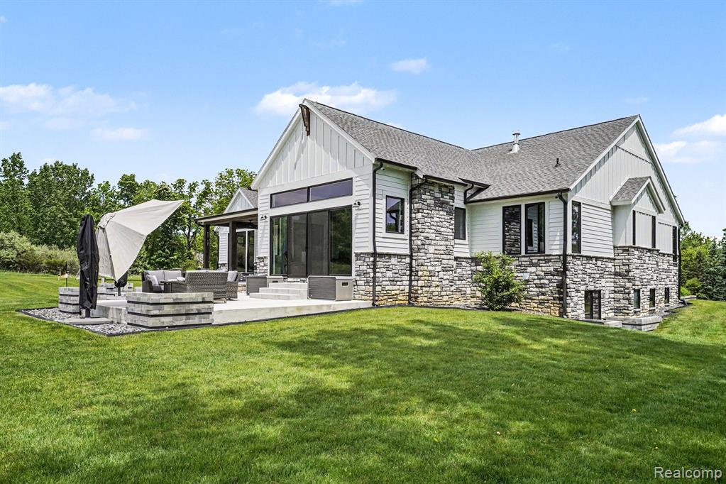5015 Birch Drive, Davisburg, MI 48350 — Photo 42