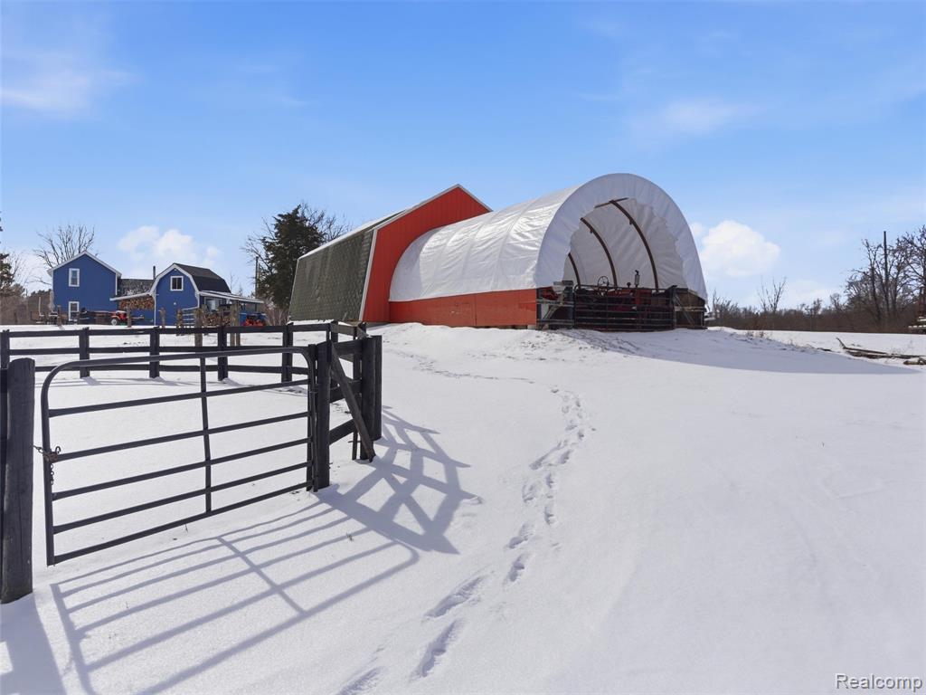 3942 Birch Run Road, Millington, MI 48746 — Photo 38