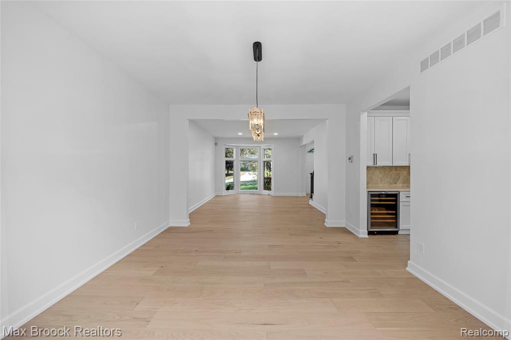 7219 Oakwood Drive, West Bloomfield, MI — Photo 15