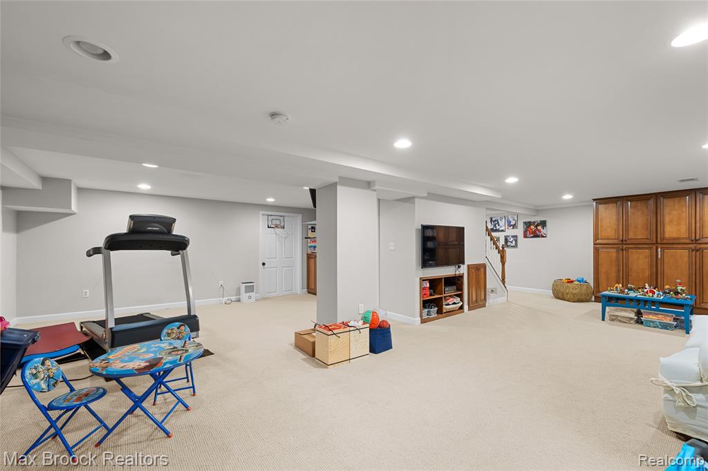 639 N Glenhurst Drive, Birmingham, MI 48009 — Photo 59