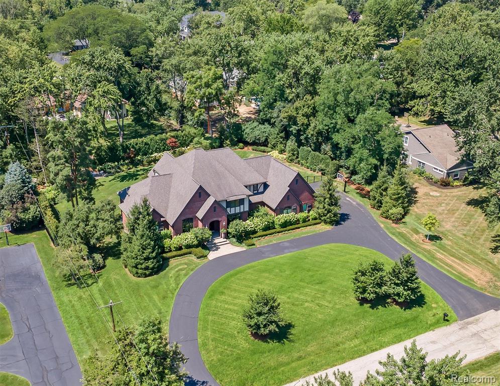 7340 Chula Vista Lane, Bloomfield Hills, MI 48301 — Photo 2