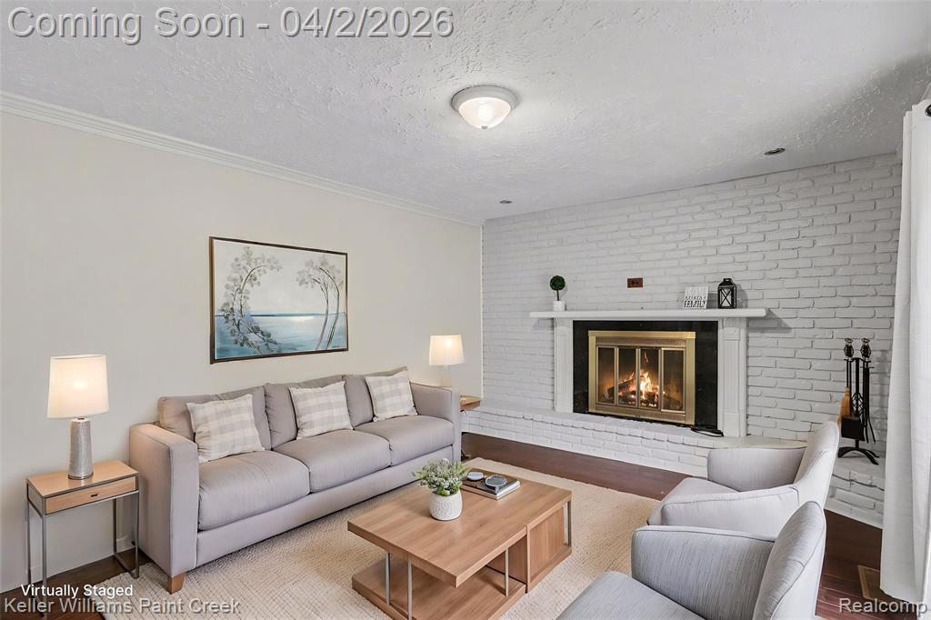 893 Dressler Lane, Rochester Hills, MI 48307 — Photo 8