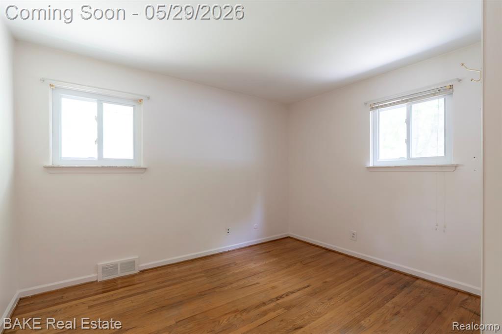 800 Parkview Drive, Plymouth, MI 48170 — Photo 22