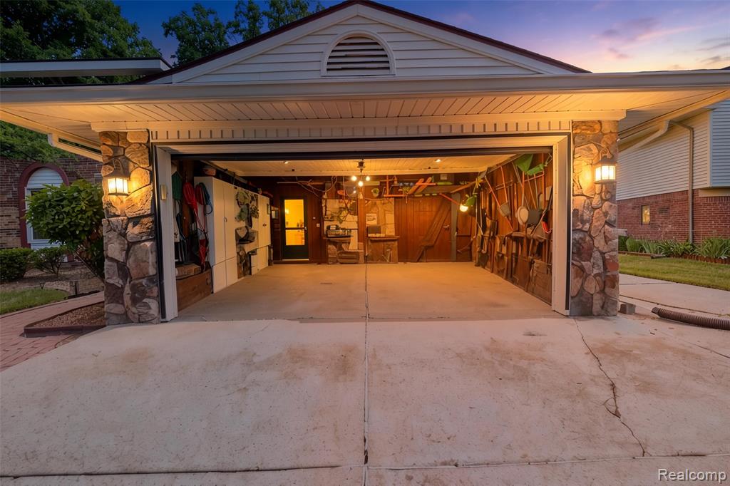 41768 Hanford Road, Canton, MI 48187 — Photo 24