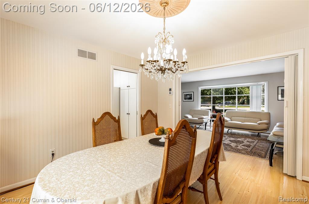31259 Applewood Lane, Farmington, MI 48331 — Photo 11