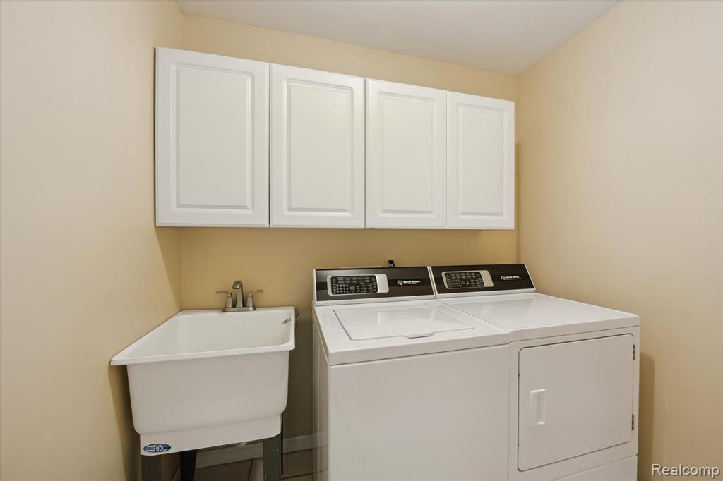 5993 Rosewood Parkway, White Lake, MI 48383 — Photo 21