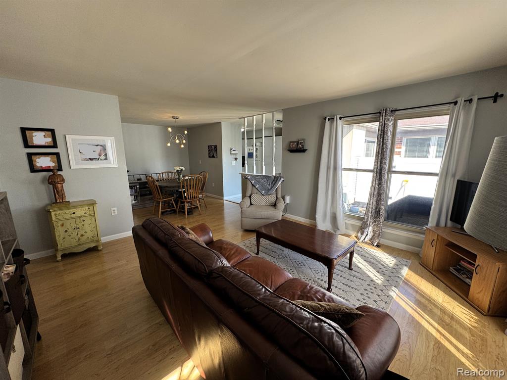 2774 Roundtree Drive, Troy, MI 48083 — Photo 8