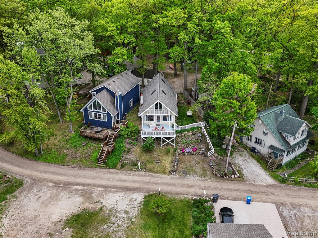 5332 WILDWOOD Drive, Howell, MI 48843 — Photo 10