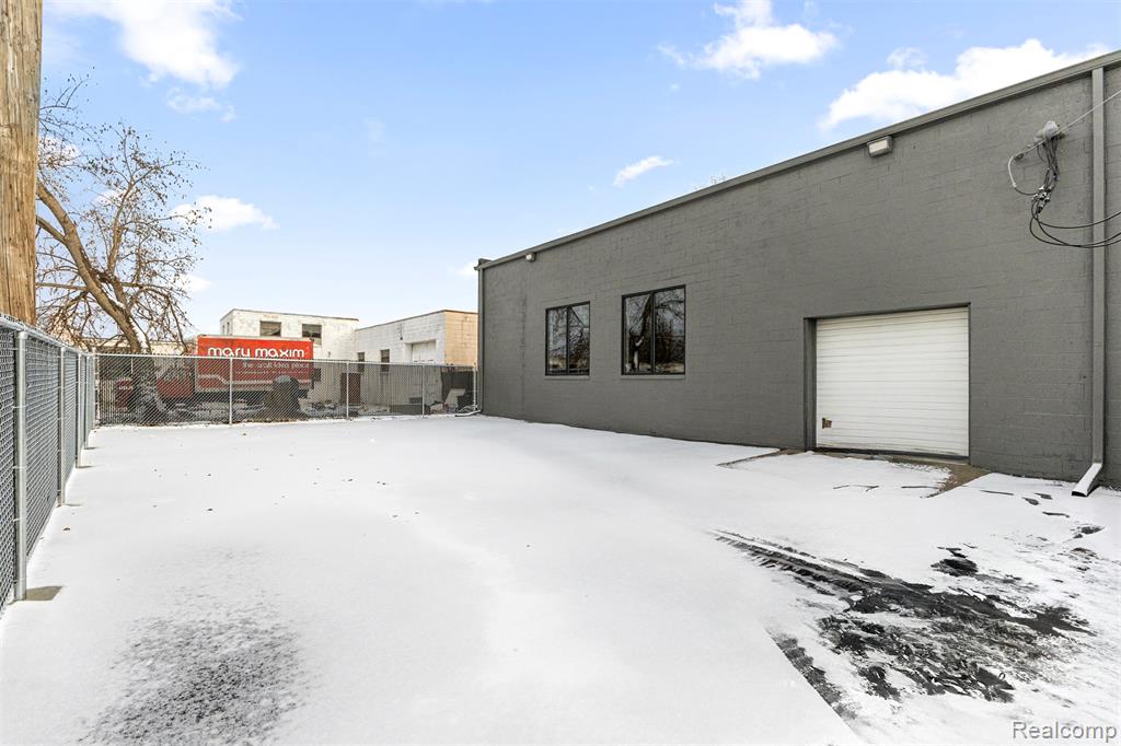 23201 Roseberry Avenue, Warren, MI 48089 — Photo 31