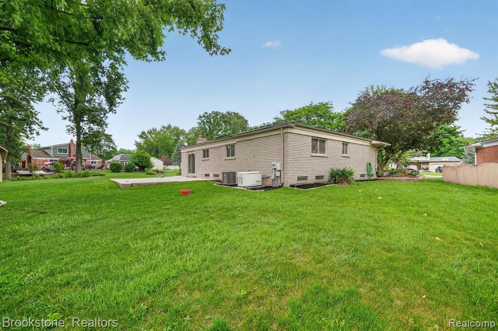 720 Comet Court, Canton, MI 48188 — Photo 41