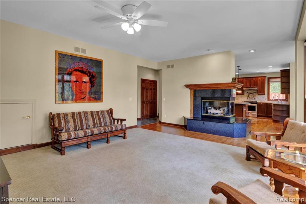 10145 Creekwood Trail, Davisburg, MI 48350 — Photo 13