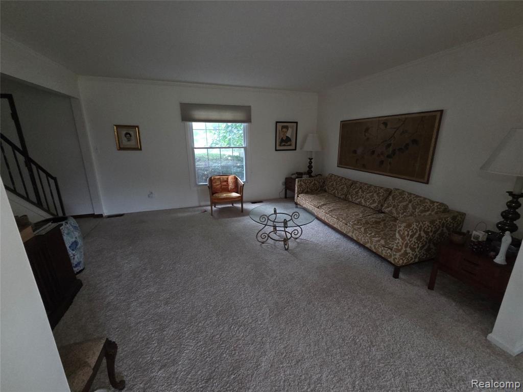 5379 Winchester Drive, Troy, MI 48085 — Photo 8