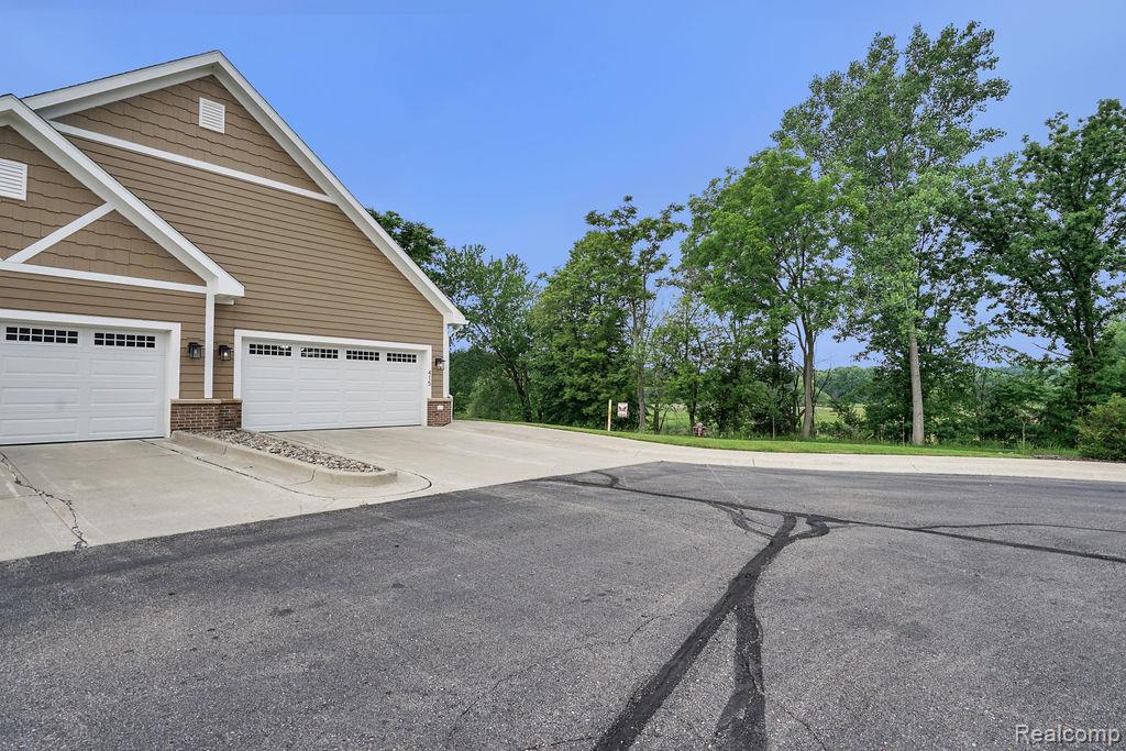 415 Baker Crossing, Dexter, MI 48130 — Photo 5
